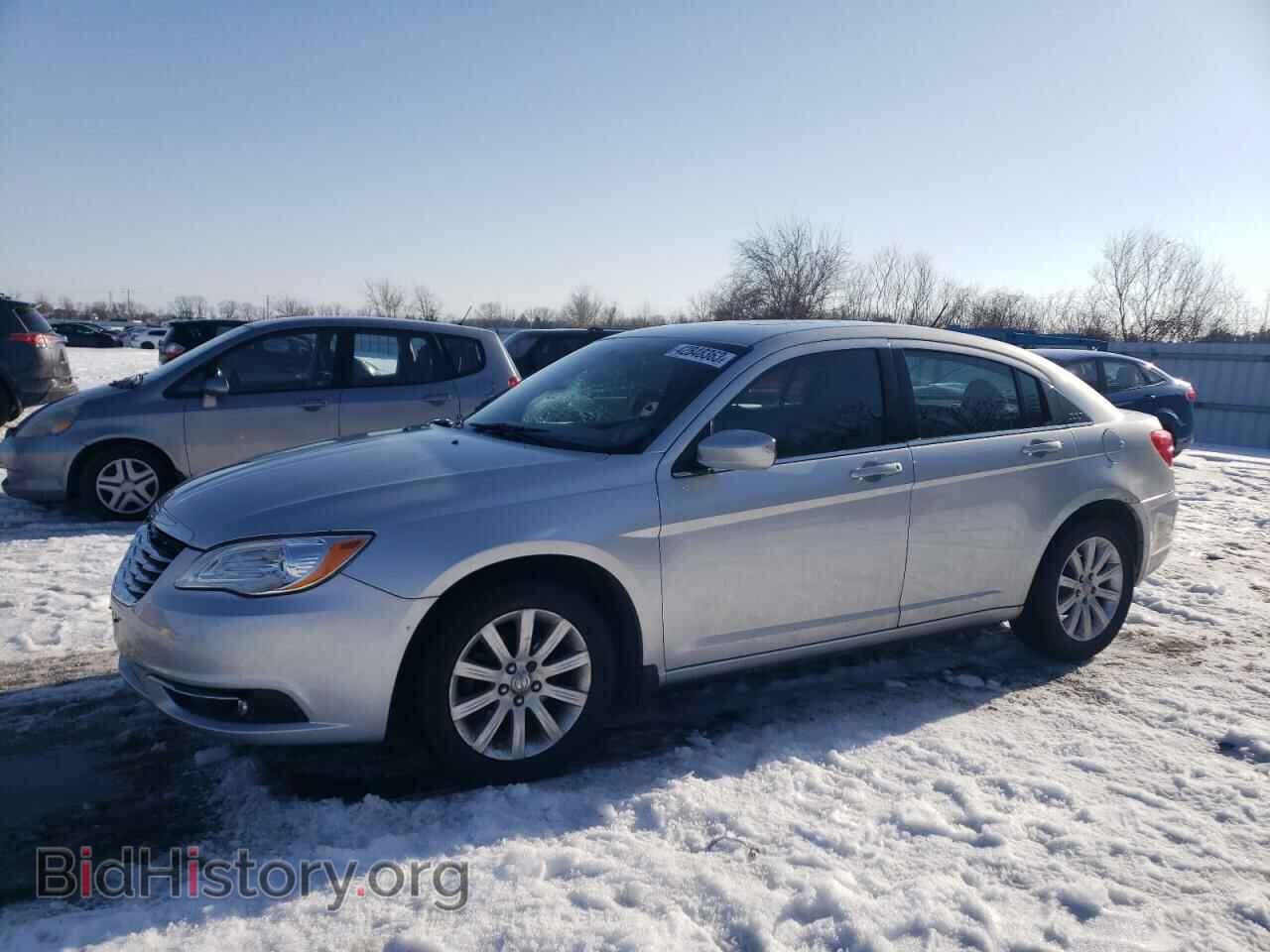 Photo 1C3BC1FB1BN617366 - CHRYSLER 200 2011