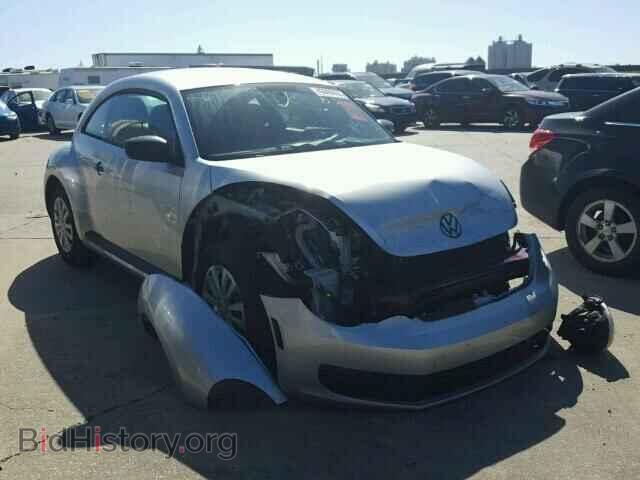 Фотография 3VWFP7AT4CM623935 - VOLKSWAGEN BEETLE 2012