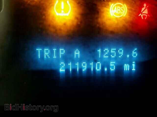 2009 FORD FOCUS - VIN: 1FAHP35N69W180928 - Фото 8