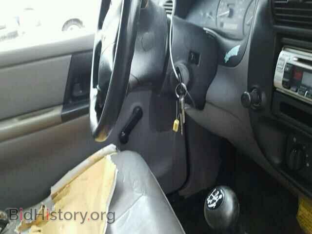 2000 MAZDA B2500 - VIN: 4F4YR12C2YTM35562 - Photo 9