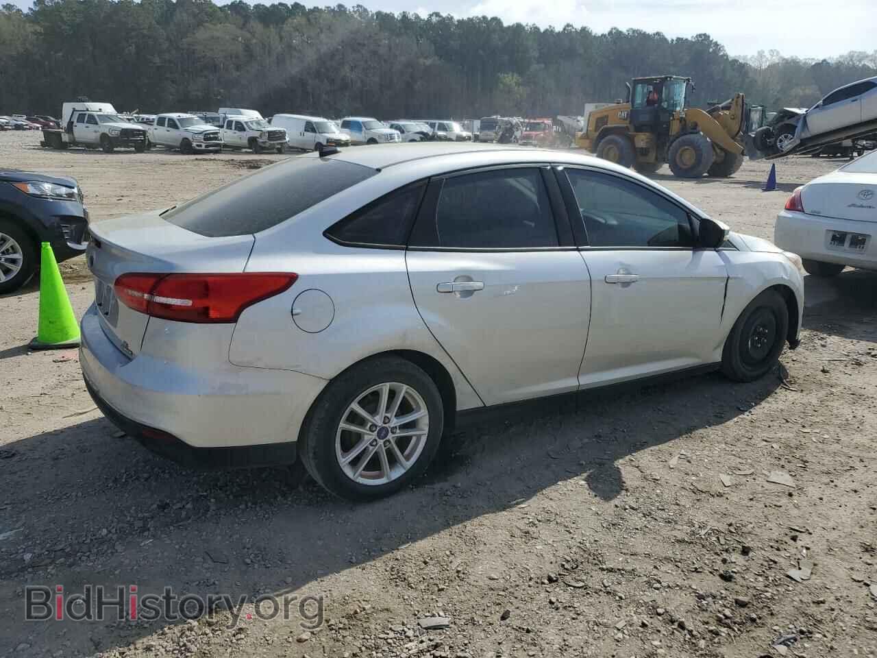 2016 FORD FOCUS - VIN: 1FADP3F2XGL205170 - Фото 3