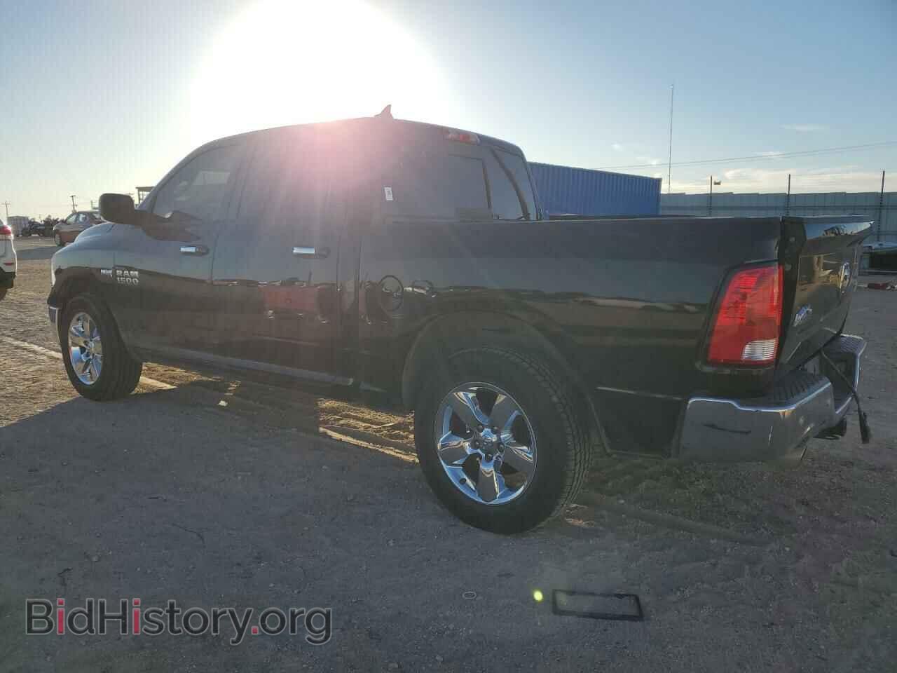 2017 RAM 1500 - VIN: 1C6RR7LT2HS814413 - Photo 2