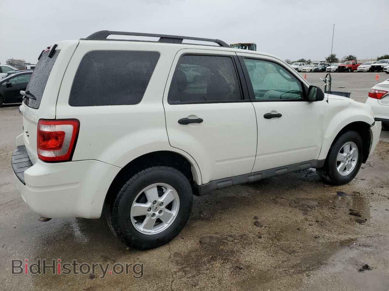 2010 FORD ESCAPE - VIN: 1FMCU0D74AKC95470 - Фото 3