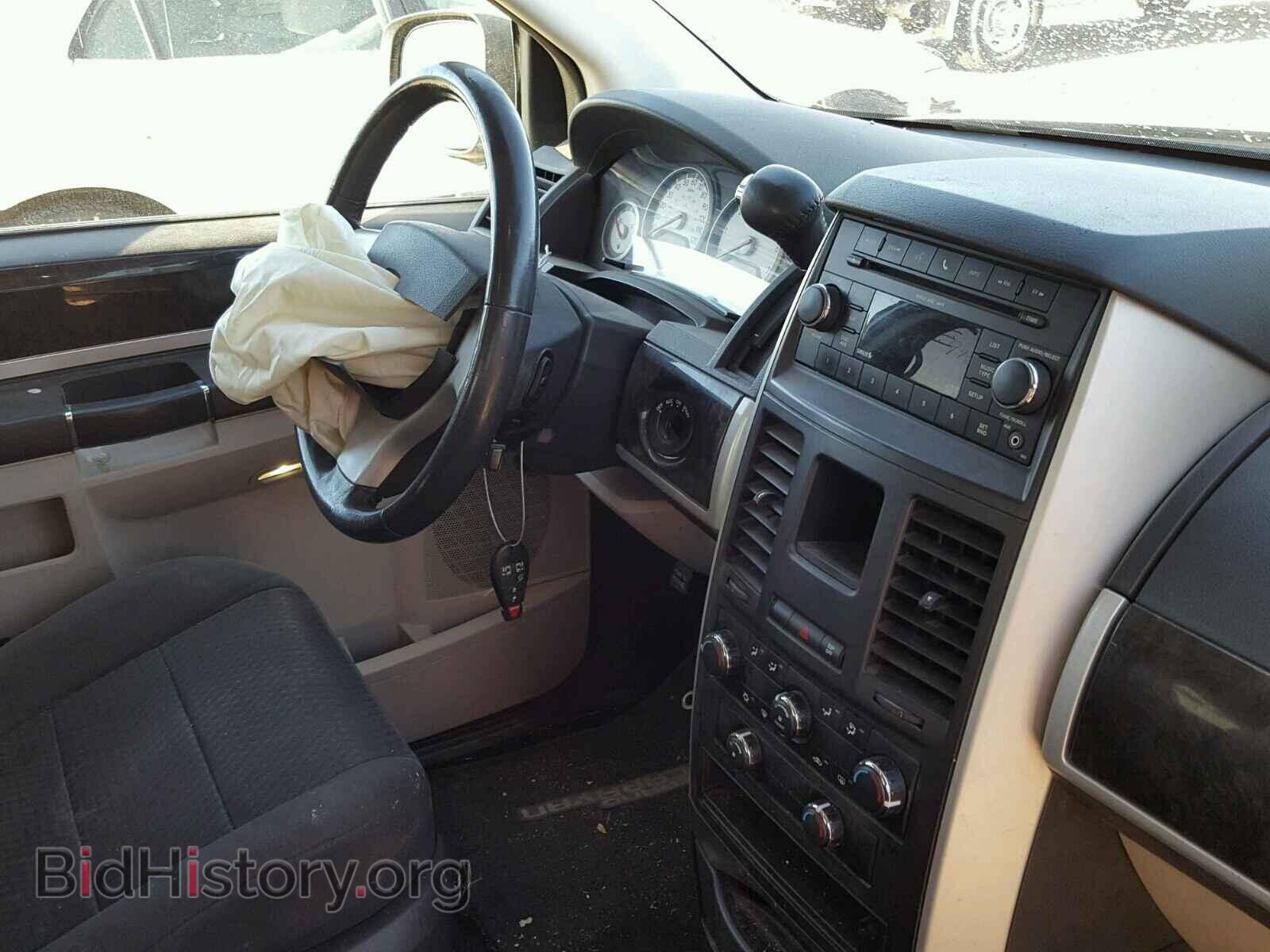 2010 DODGE CARAVAN - VIN: 2D4RN5D15AR283269 - Фото 9