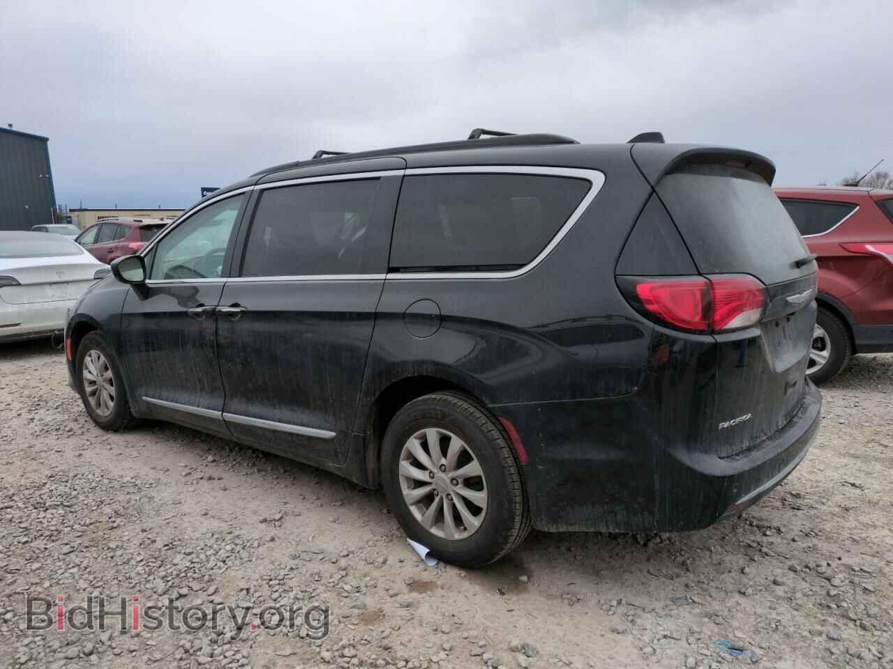 2017 CHRYSLER PACIFICA - VIN: 2C4RC1BG6HR832135 - Фото 2