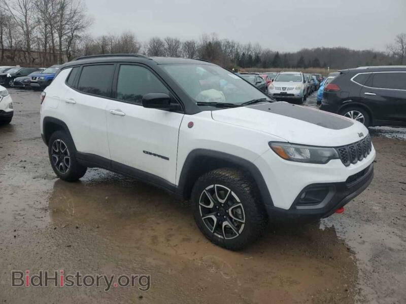2025 Jeep COMPASS (VIN 3C4NJDDN1ST521895) — photo 4 of 13