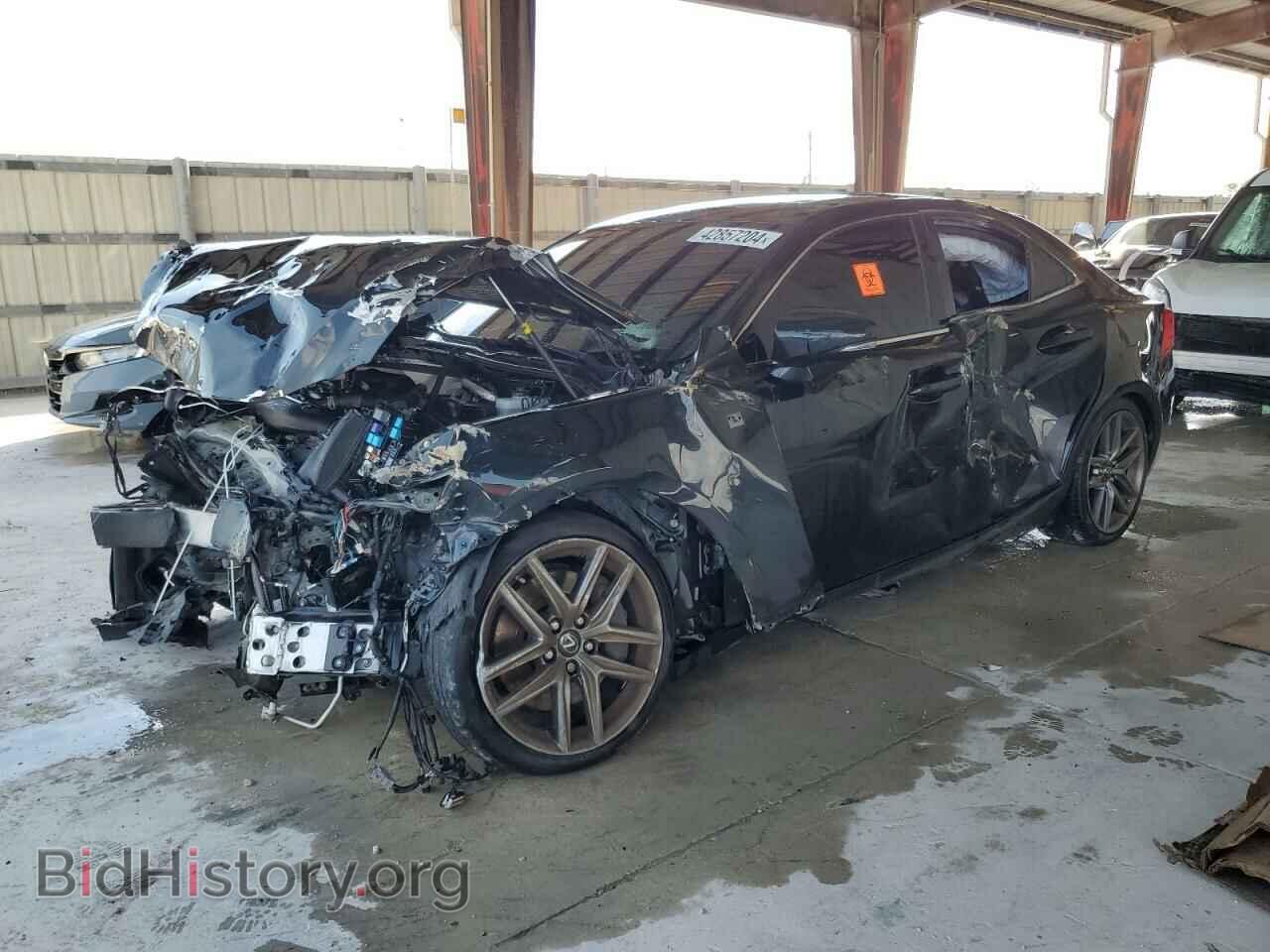 Photo JTHBA1D29H5051453 - LEXUS IS 2017