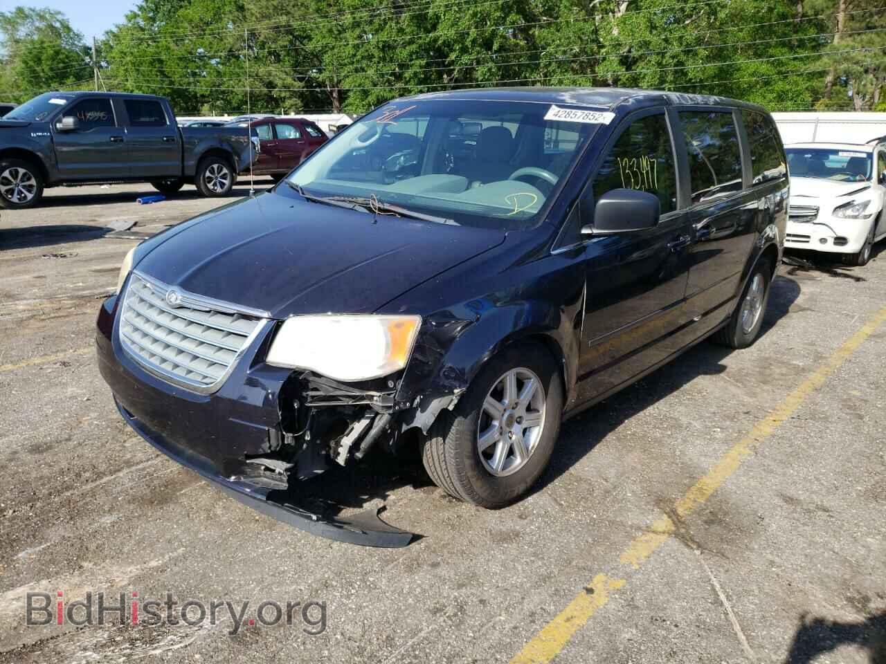 2010 CHRYSLER MINIVAN - VIN: 2A4RR2D10AR415333 - Фото 2
