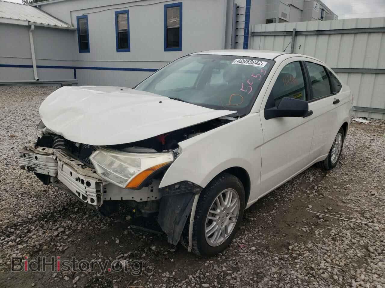 2011 FORD FOCUS - VIN: 1FAHP3FN2BW205053 - Фото 2