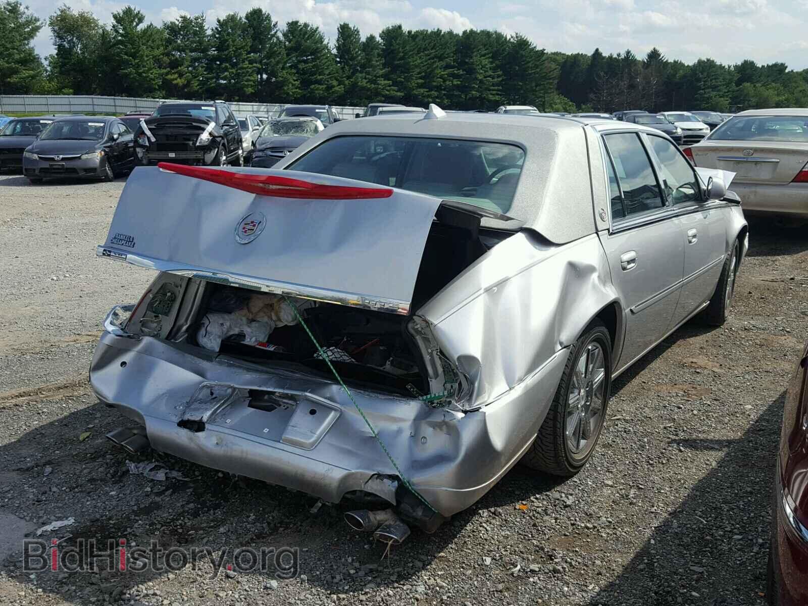 2011 CADILLAC DTS - VIN: 1G6KH5E64BU139705 - Фото 4
