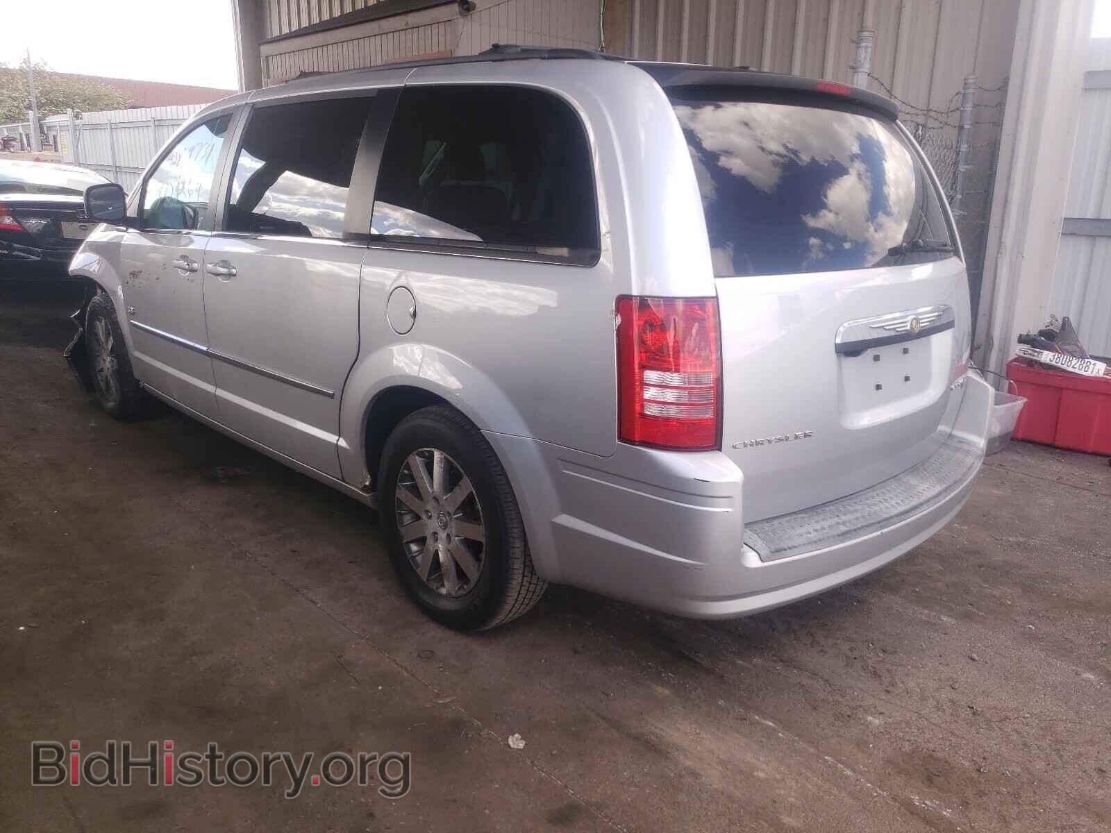 2009 CHRYSLER MINIVAN - VIN: 2A8HR54109R640925 - Фото 3