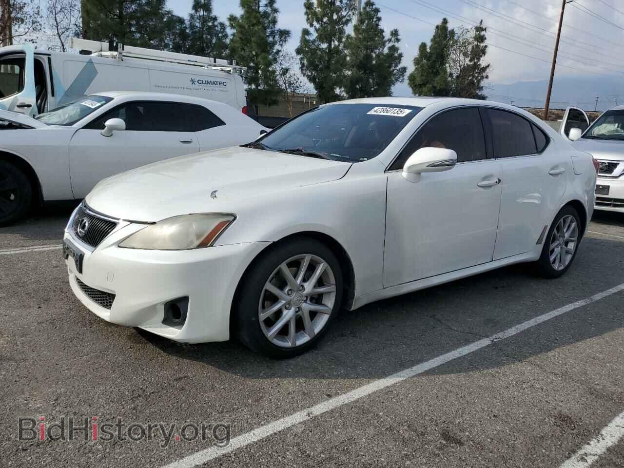 Photo JTHBF5C28B5141324 - LEXUS IS 2011