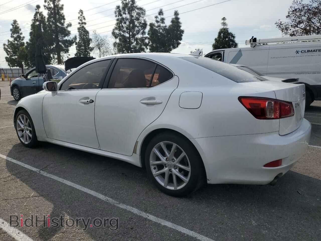 2011 LEXUS IS - VIN: JTHBF5C28B5141324 - Фото 2