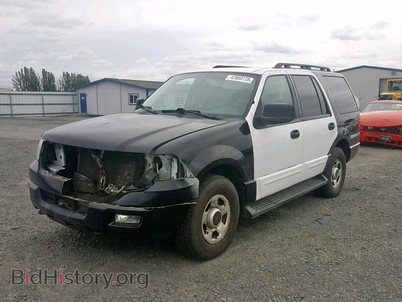 2005 FORD EXPEDITION - VIN: 1FMPU16525LA38147 - Фото 2