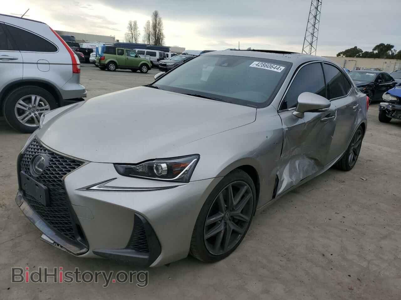 Photo JTHBA1D21H5061541 - LEXUS IS 2017