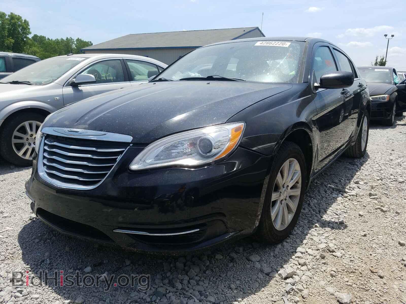 2011 CHRYSLER 200 - VIN: 1C3BC1FB0BN569679 - Фото 2