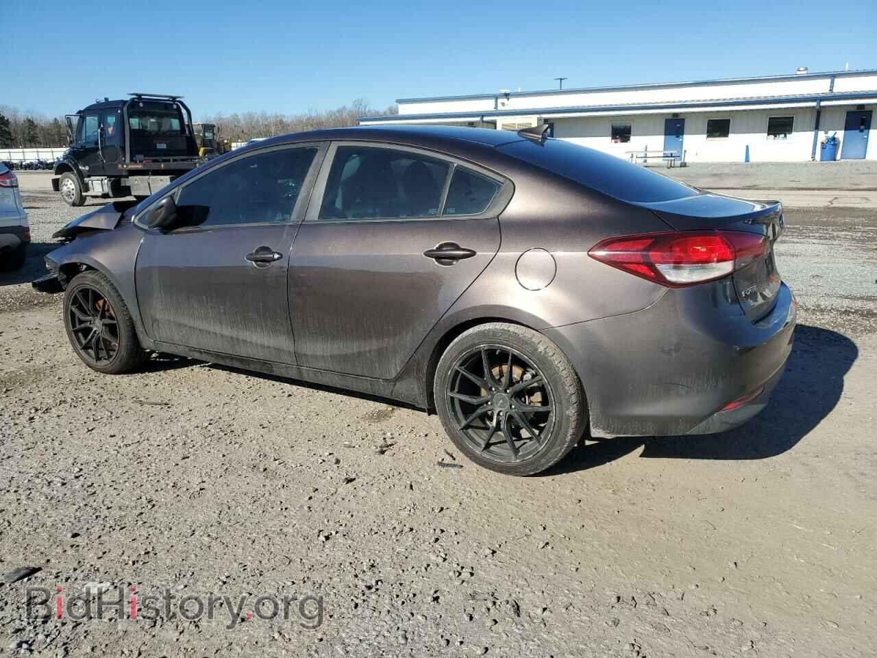 2018 KIA FORTE - VIN: 3KPFL4A77JE199075 - Фото 2