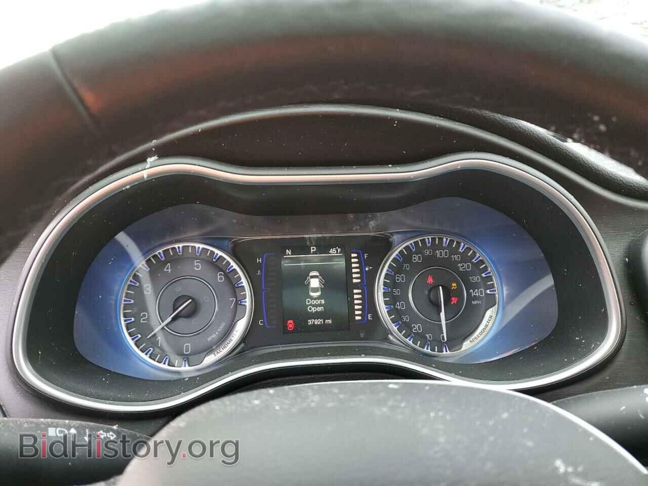 2015 CHRYSLER 200 - VIN: 1C3CCCAB0FN738709 - Фото 9