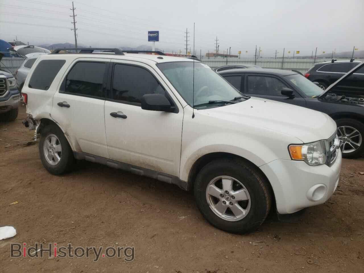 2011 FORD ESCAPE - VIN: 1FMCU0DGXBKC52818 - Фото 4