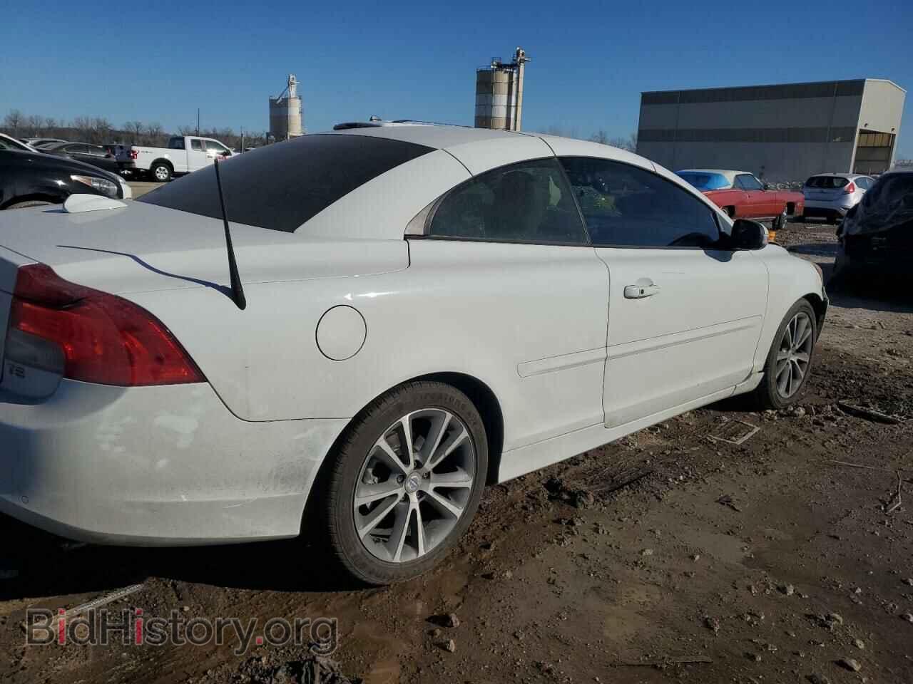 2013 VOLVO C70 - VIN: YV1672MC7DJ136559 - Фото 3