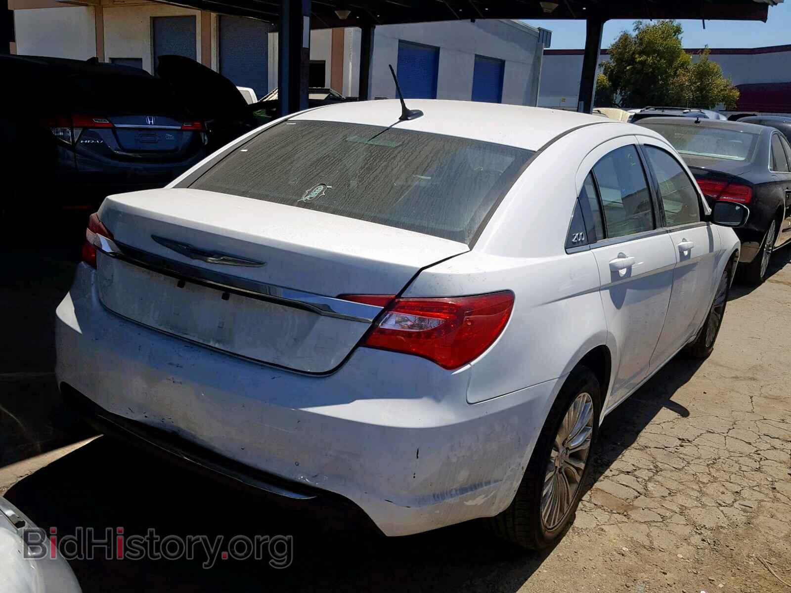 2013 CHRYSLER 200 - VIN: 1C3CCBAB2DN685857 - Photo 4