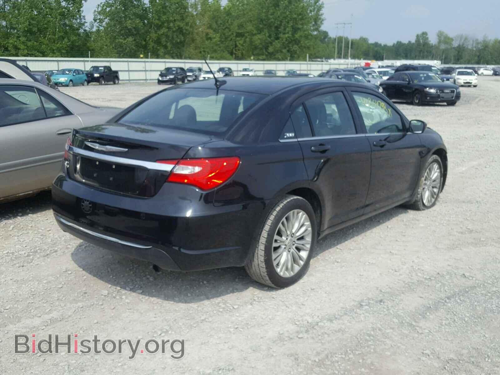 2012 CHRYSLER 200 - VIN: 1C3CCBAB4CN172298 - Фото 4