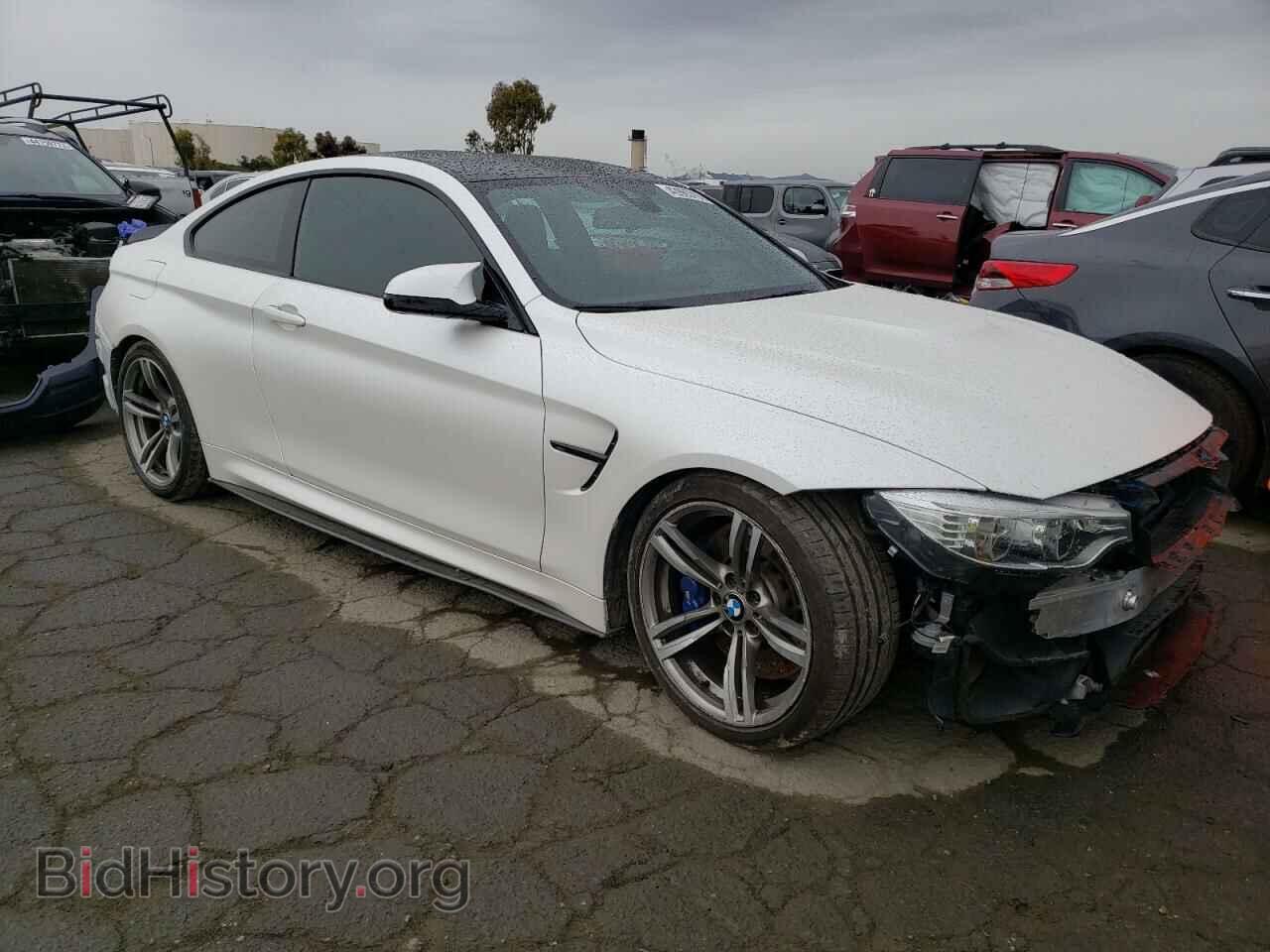 2015 BMW M4 - VIN: WBS3R9C59FK330854 - Фото 4