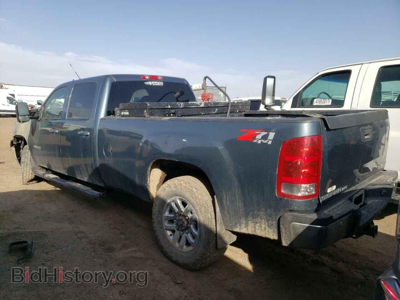 2011 GMC SIERRA - VIN: 1GT424C88BF128796 - Фото 3