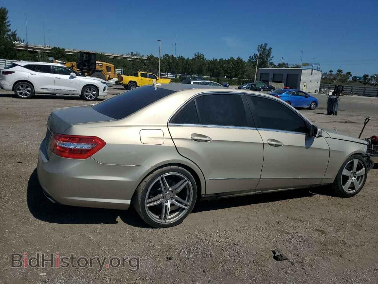2011 MERCEDES-BENZ E-CLASS - VIN: WDDHF5GB5BA343511 - Фото 3