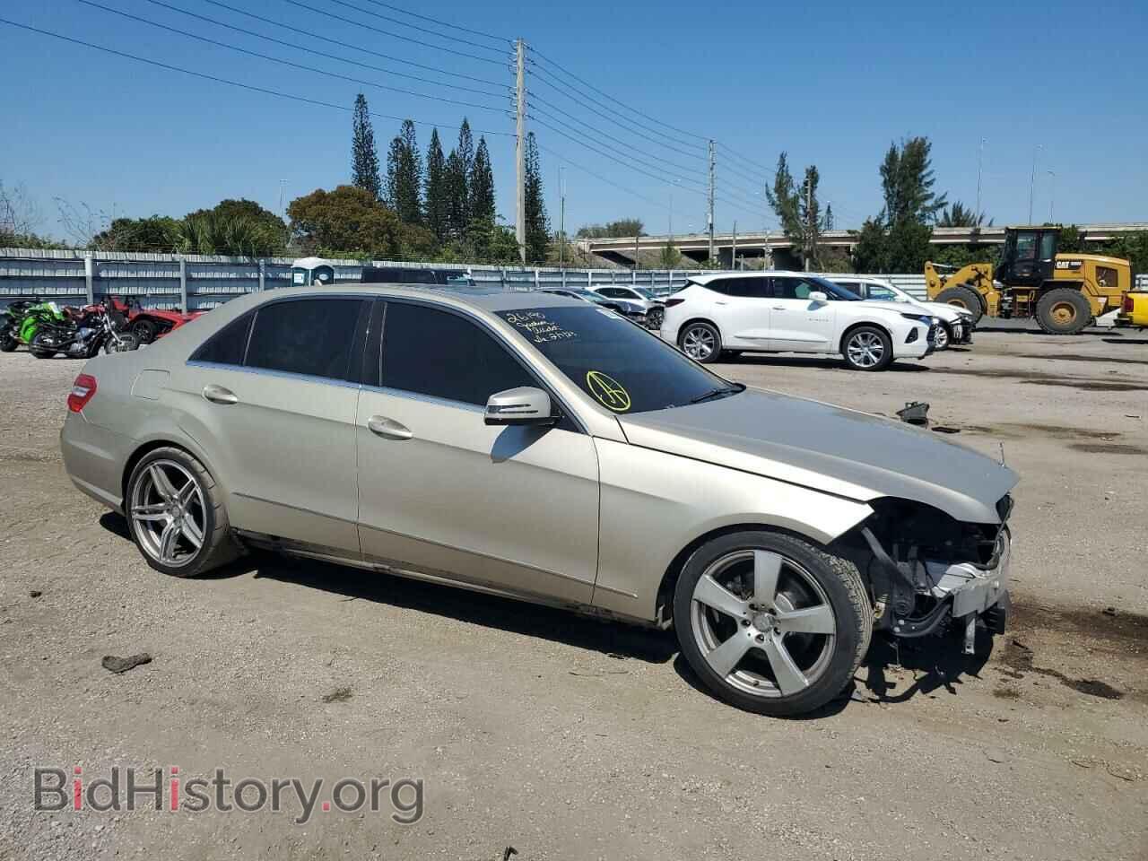 2011 MERCEDES-BENZ E-CLASS - VIN: WDDHF5GB5BA343511 - Фото 4
