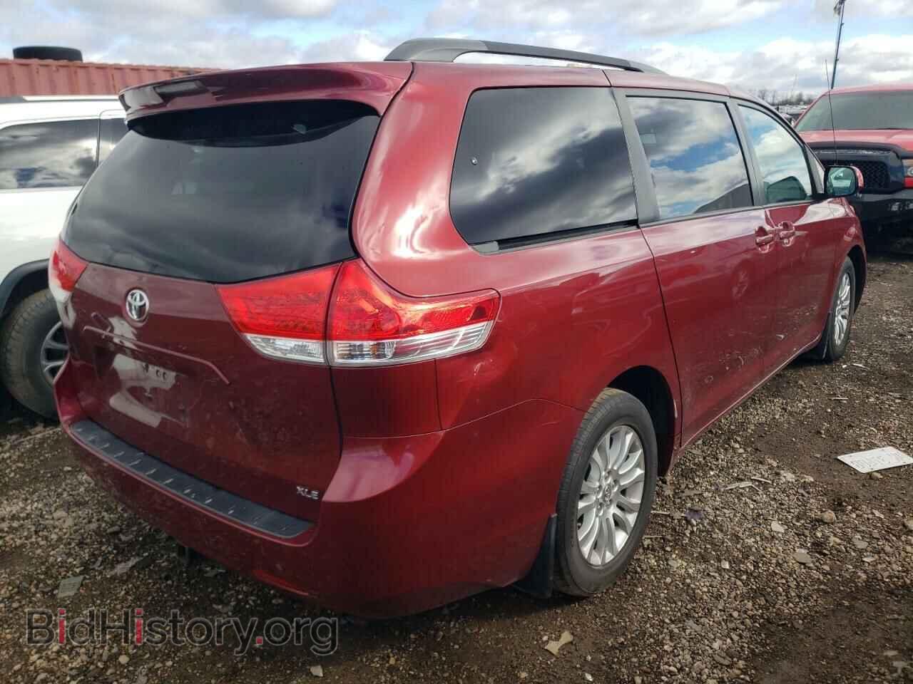 2012 TOYOTA All Models - VIN: 5TDYK3DC3CS253074 - Фото 3