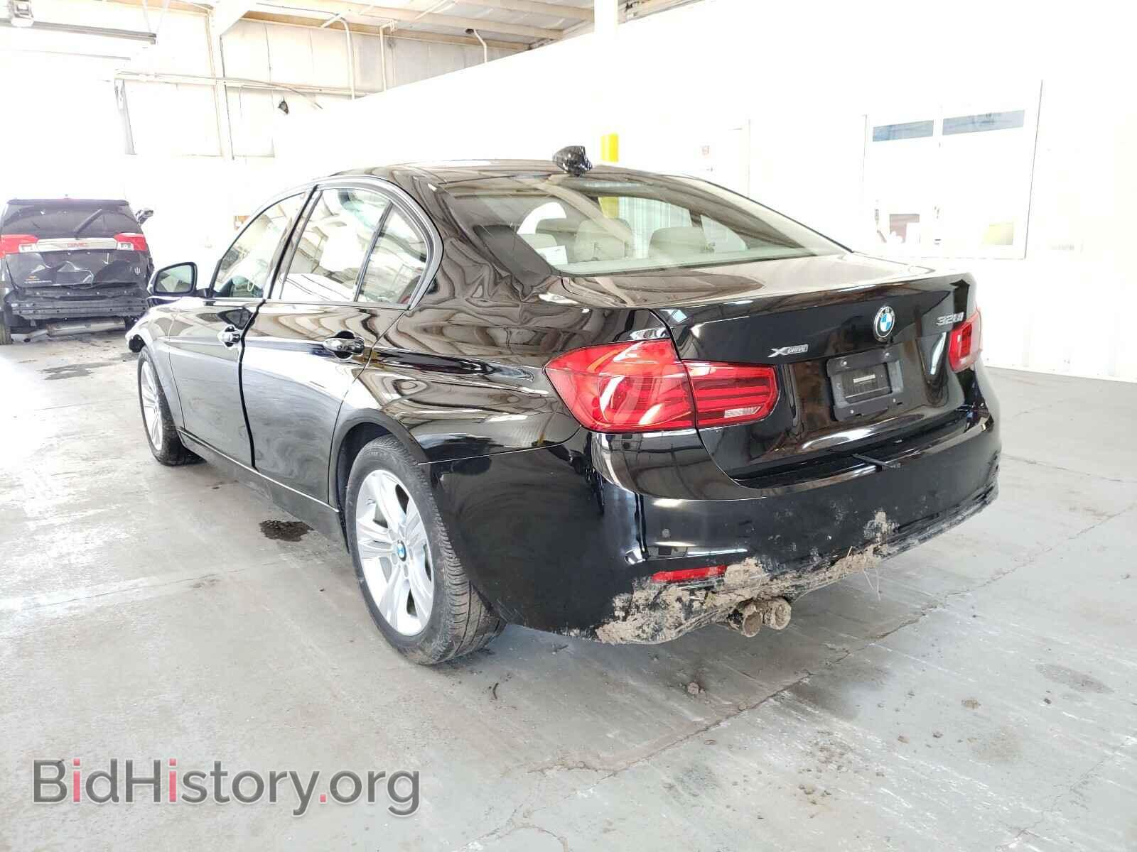 2016 BMW 3 SERIES - VIN: WBA8E3G50GNU03901 - Фото 3