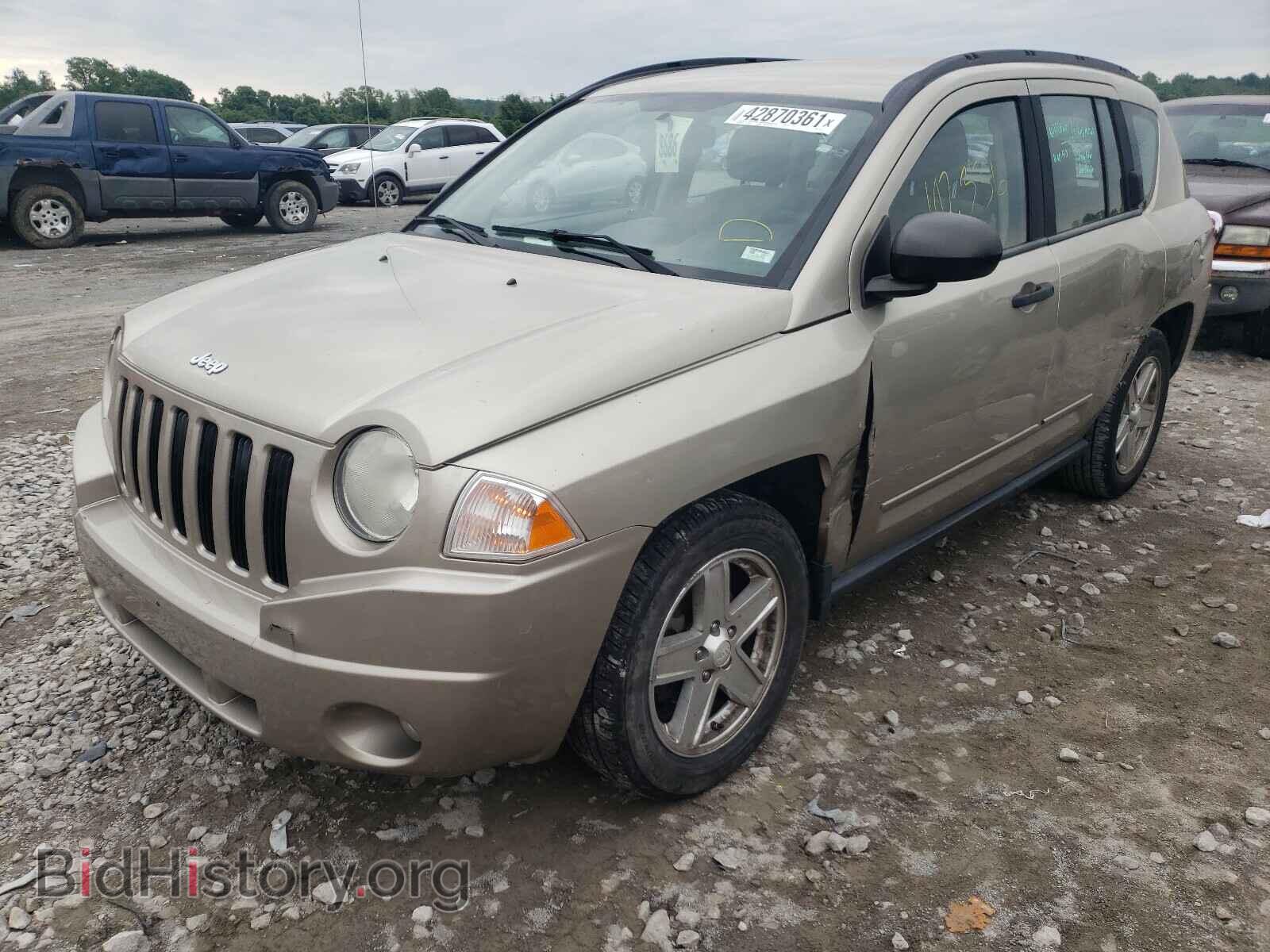 2010 JEEP COMPASS - VIN: 1J4NT4FBXAD558326 - Фото 2