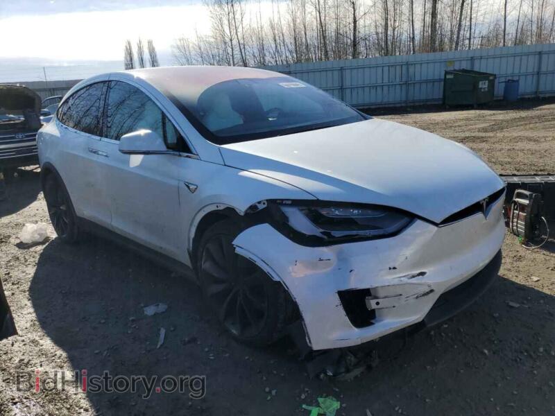 2019 Tesla MODEL X (VIN 5YJXCAE21KF207359) — фото 4 из 12