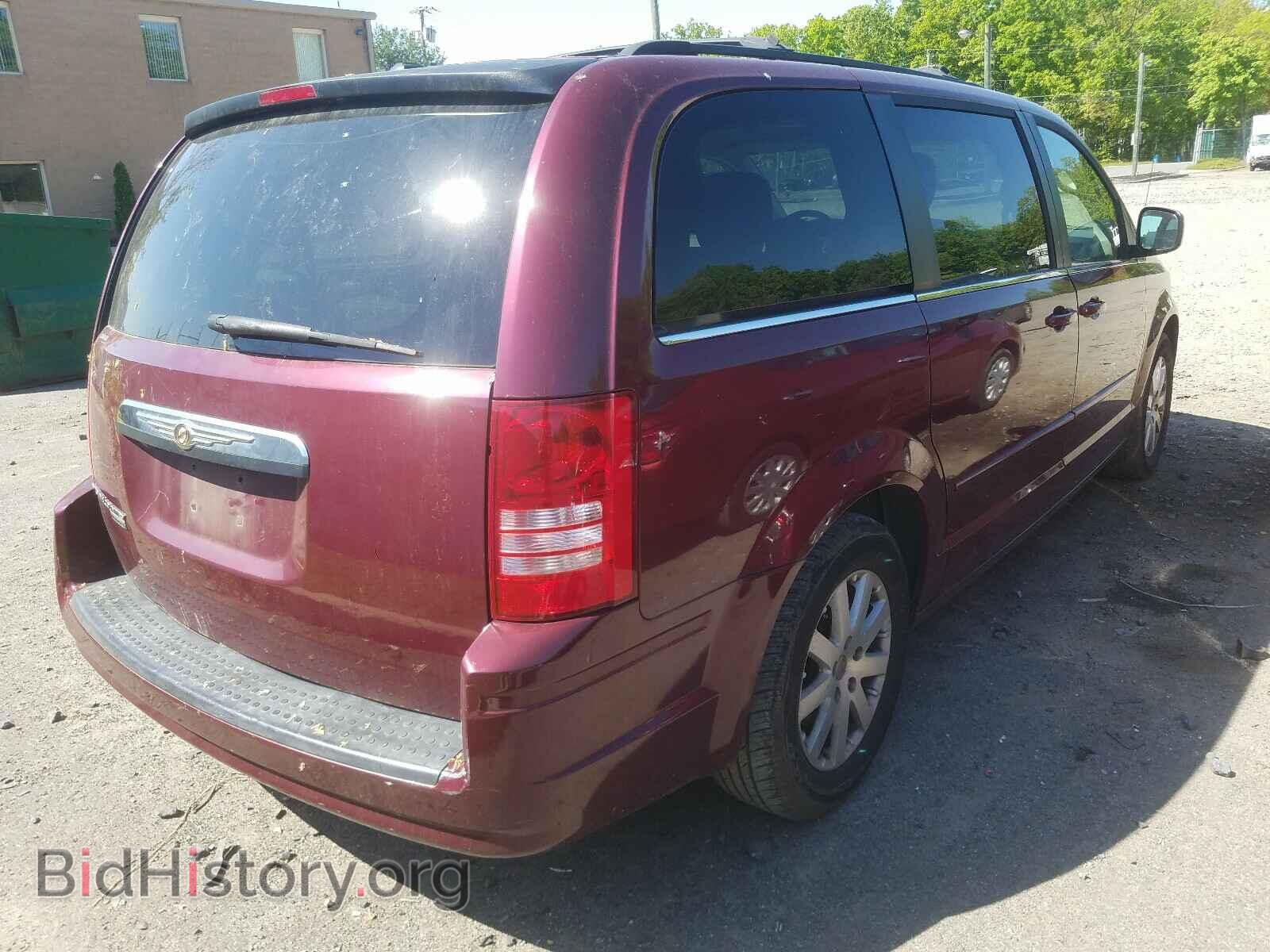 2008 CHRYSLER MINIVAN - VIN: 2A8HR54P68R655786 - Фото 4