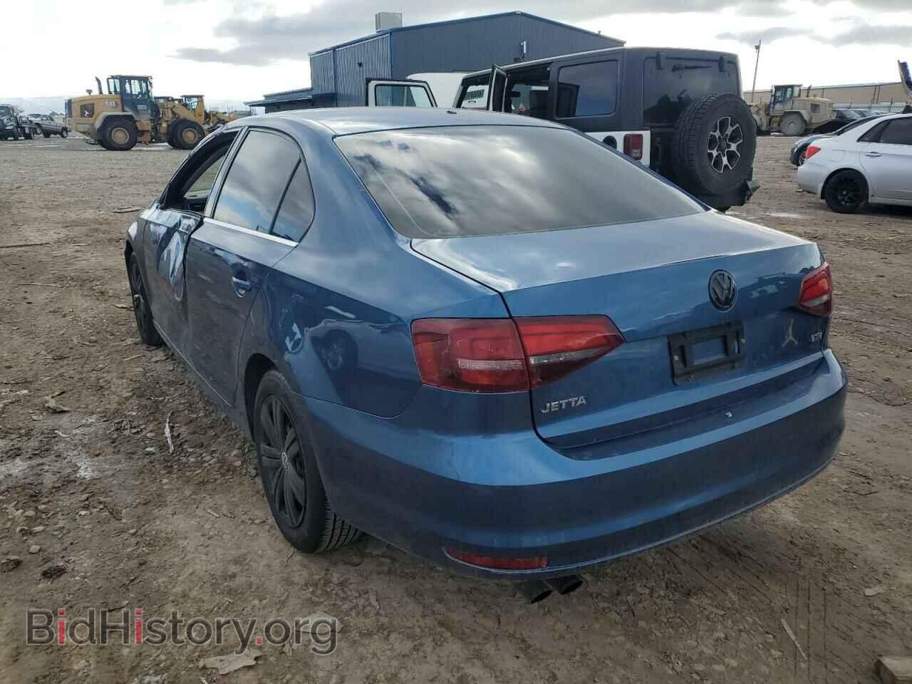 2017 VOLKSWAGEN JETTA - VIN: 3VW2B7AJ7HM373142 - Фото 2