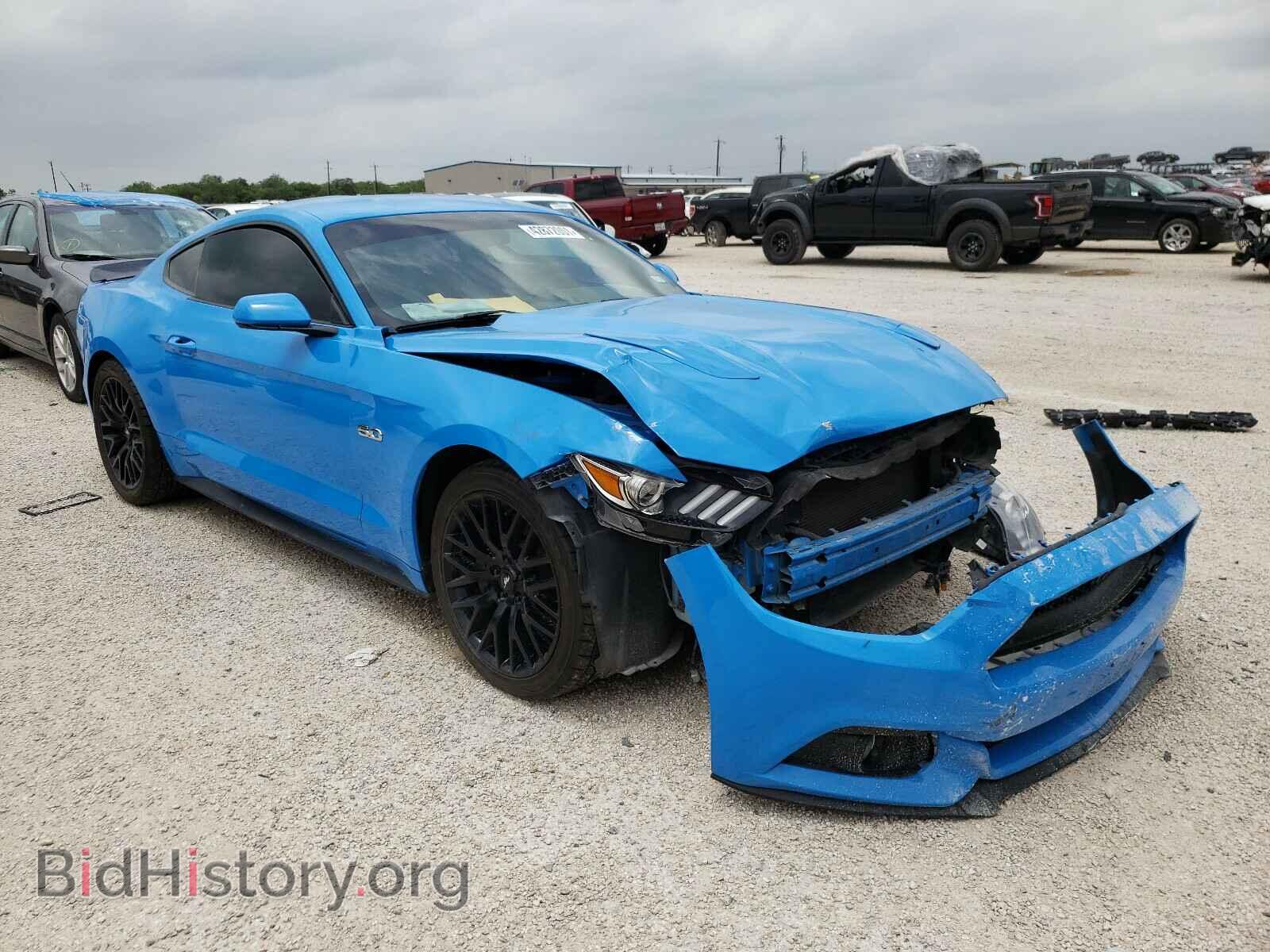 Photo 1FA6P8CF6H5277132 - FORD MUSTANG 2017