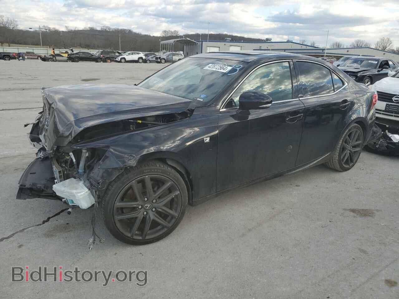 Photo JTHBE1D24F5017213 - LEXUS IS 2015
