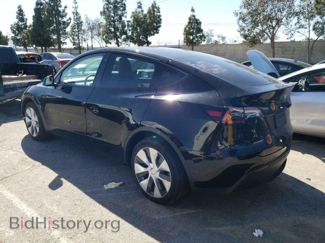 2021 TESLA MODEL Y - VIN: 5YJYGDEE2MF240491 - Фото 2