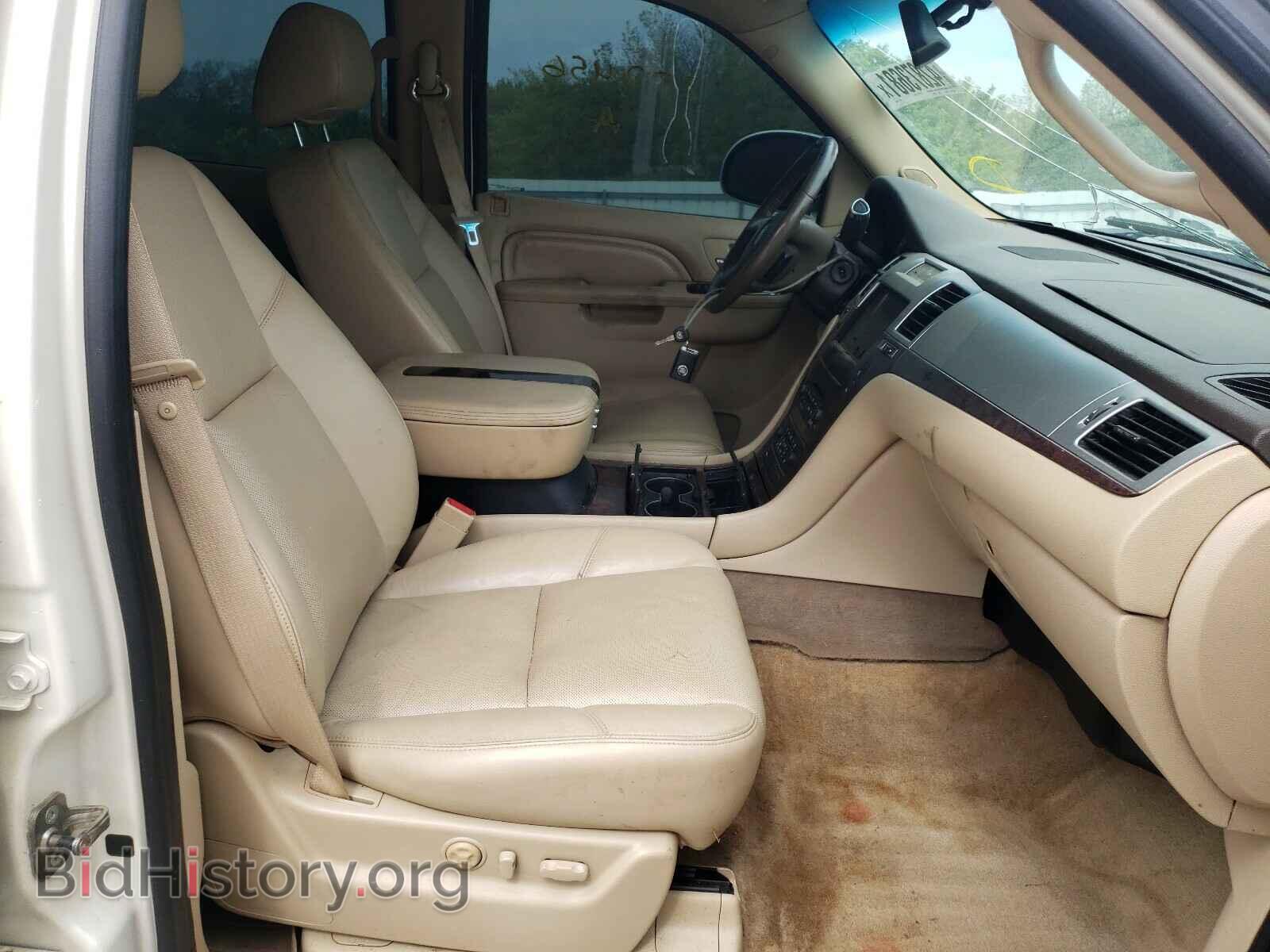 2011 CADILLAC ESCALADE - VIN: 1GYS4AEF4BR304022 - Фото 5