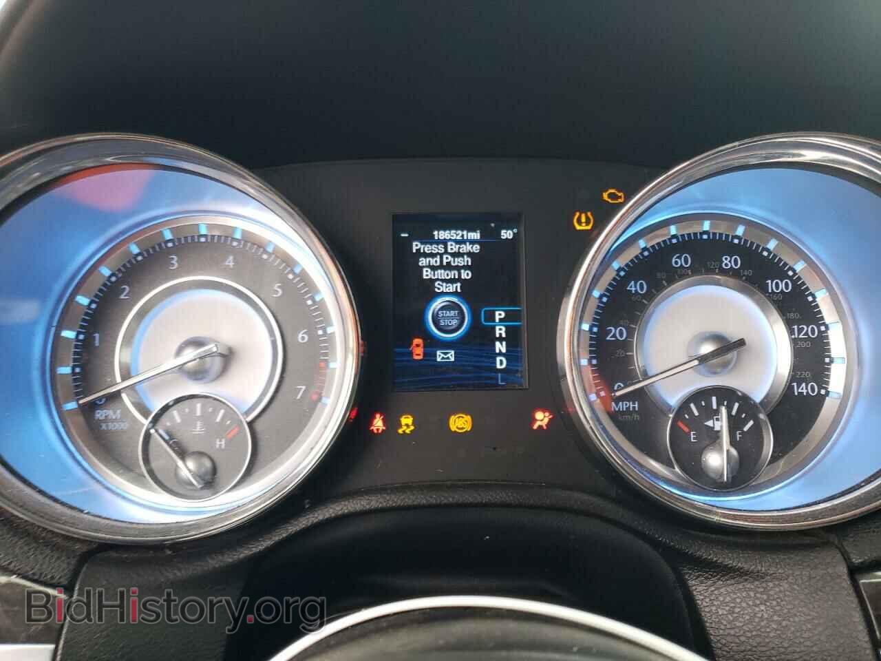 2013 CHRYSLER 300 - VIN: 2C3CCAAGXDH558708 - Фото 9