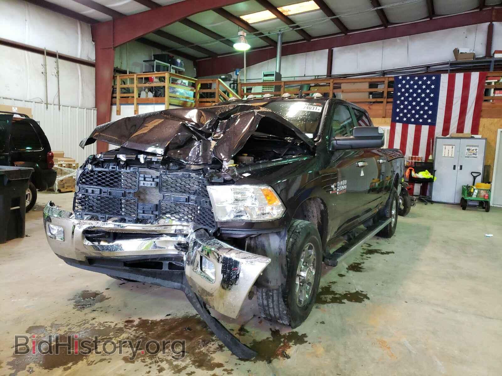 2016 RAM 2500 - VIN: 3C6UR5DL2GG319163 - Фото 2