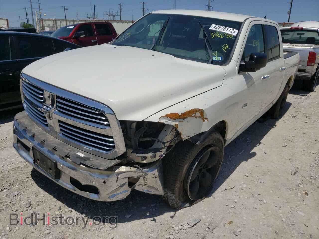 2016 RAM 1500 - VIN: 1C6RR7LT3GS331236 - Photo 2