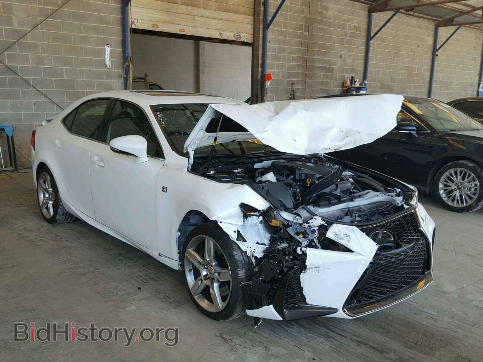 Photo JTHBA1D29J5071353 - LEXUS IS 2018