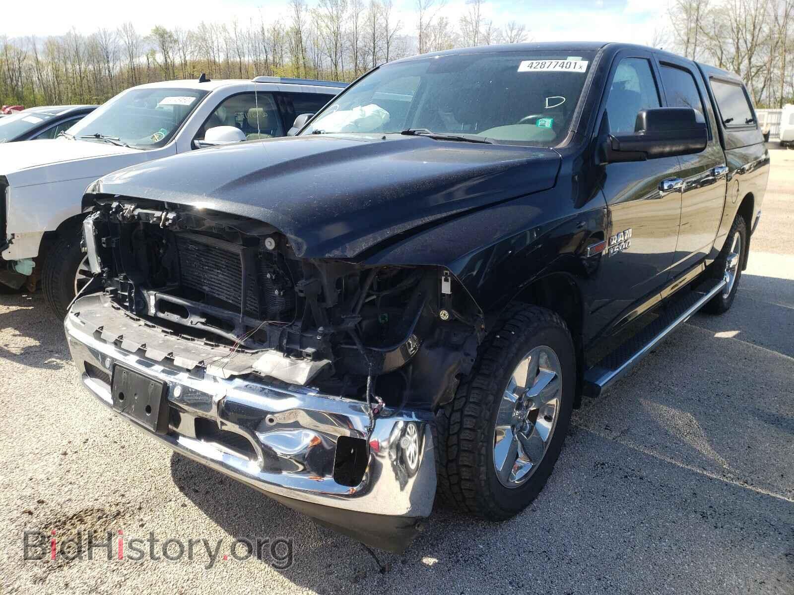 2017 RAM 1500 - VIN: 1C6RR7LM4HS875061 - Photo 2