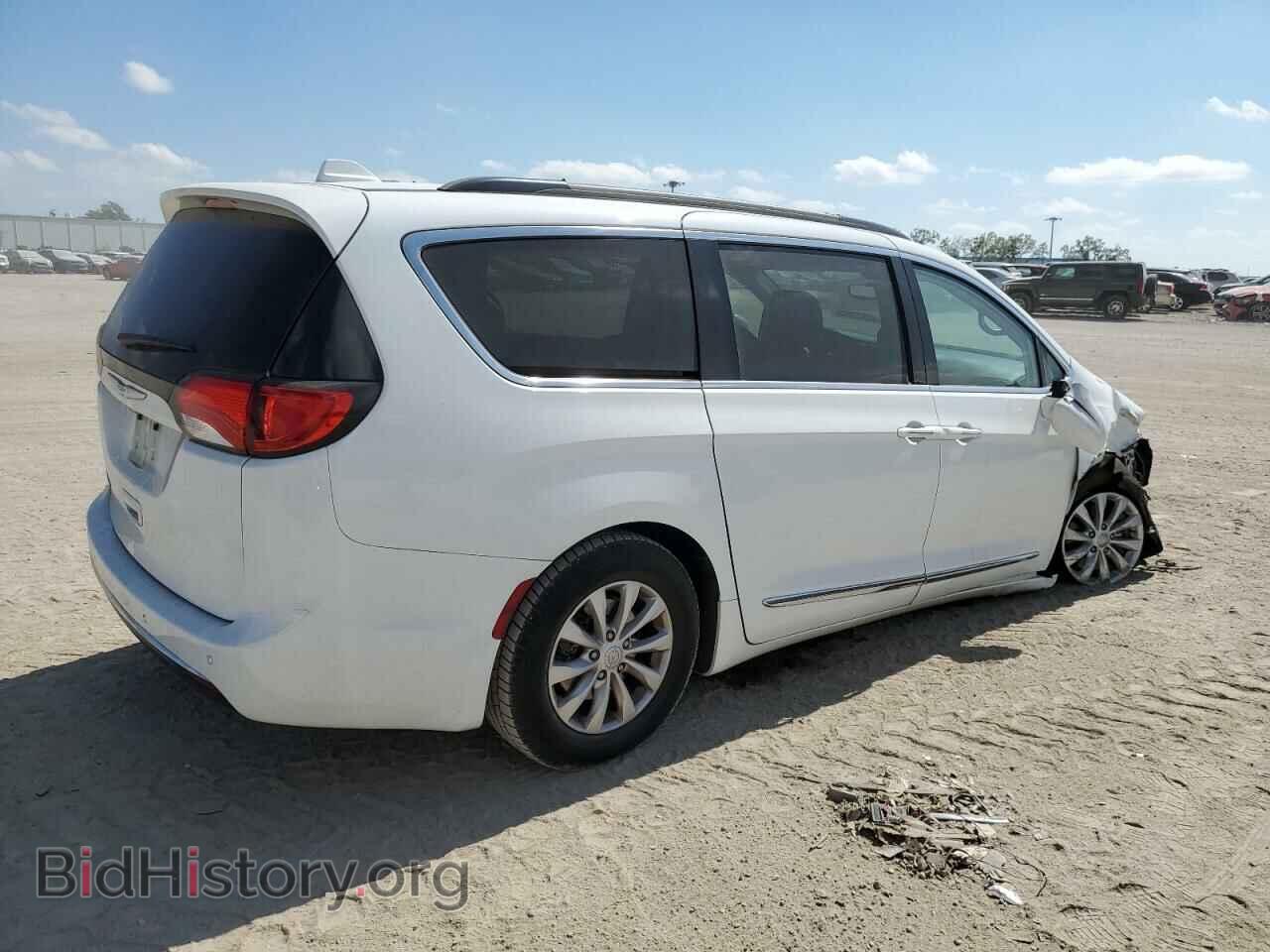 2017 CHRYSLER PACIFICA - VIN: 2C4RC1BG3HR539714 - Photo 3