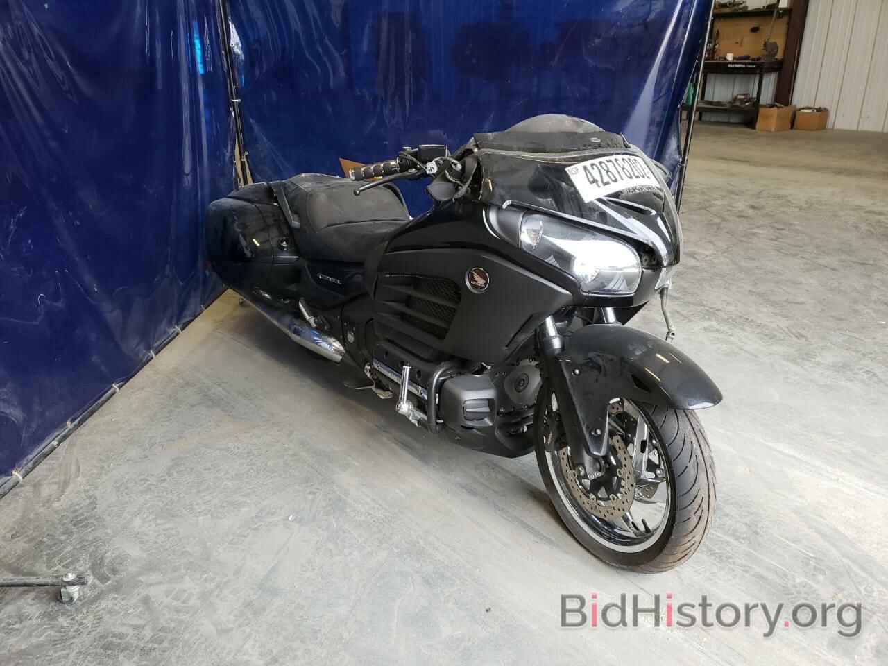 Photo JH2SC6819DK000371 - HONDA GL CYCLE 2013