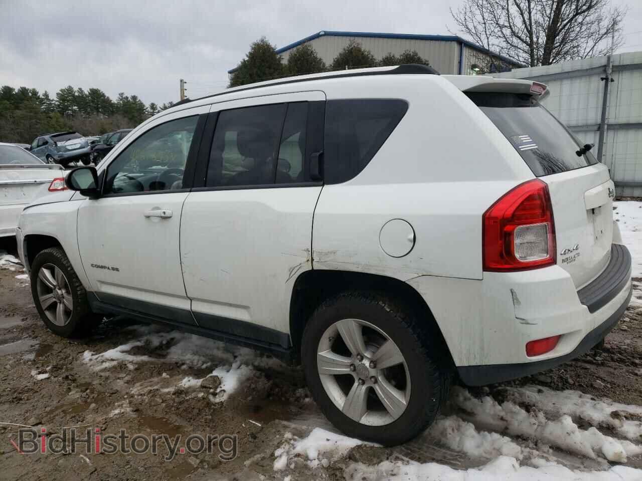 2011 JEEP COMPASS - VIN: 1J4NF1FB4BD266534 - Photo 2