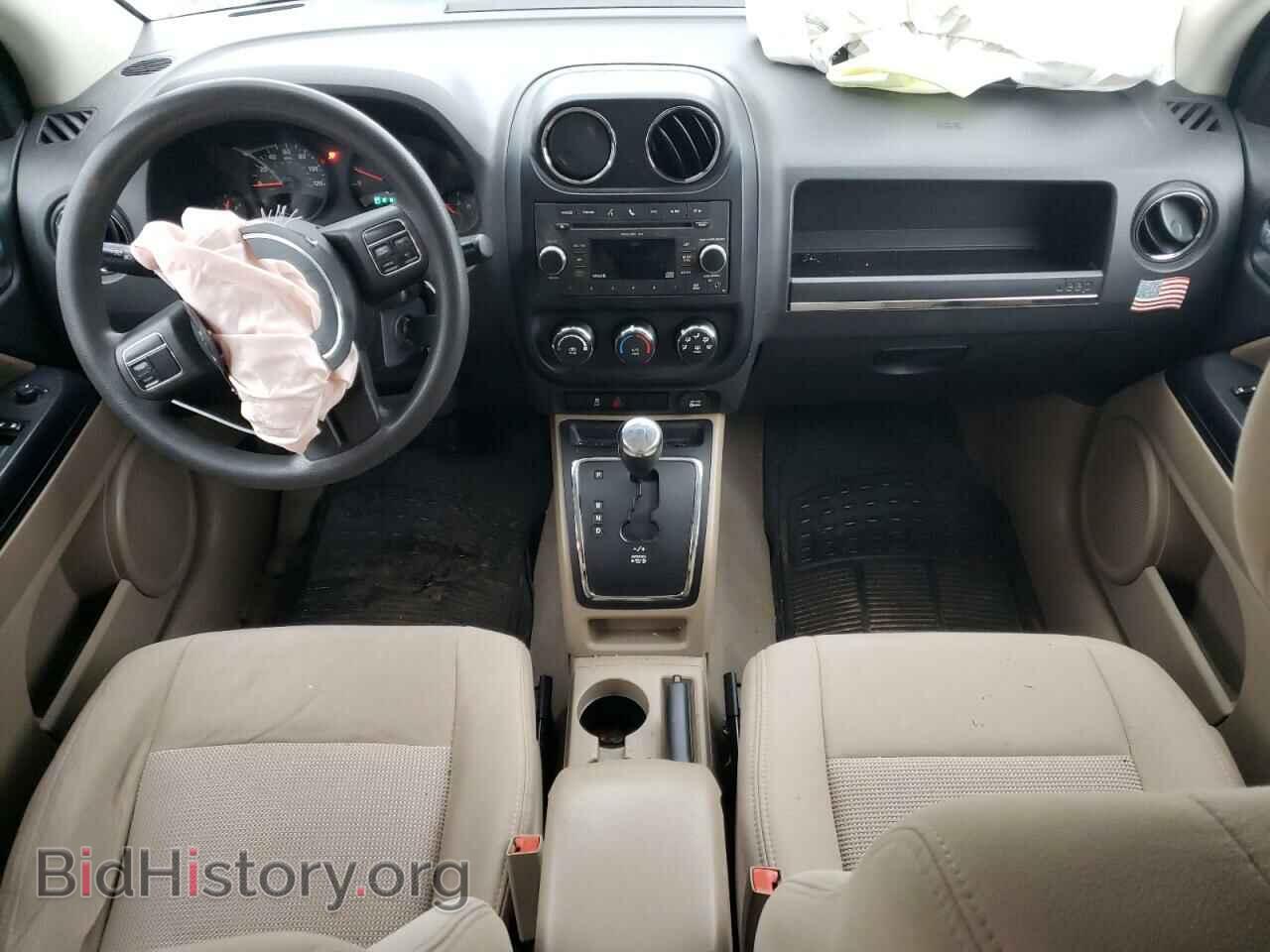 2011 JEEP COMPASS - VIN: 1J4NF1FB4BD266534 - Photo 8