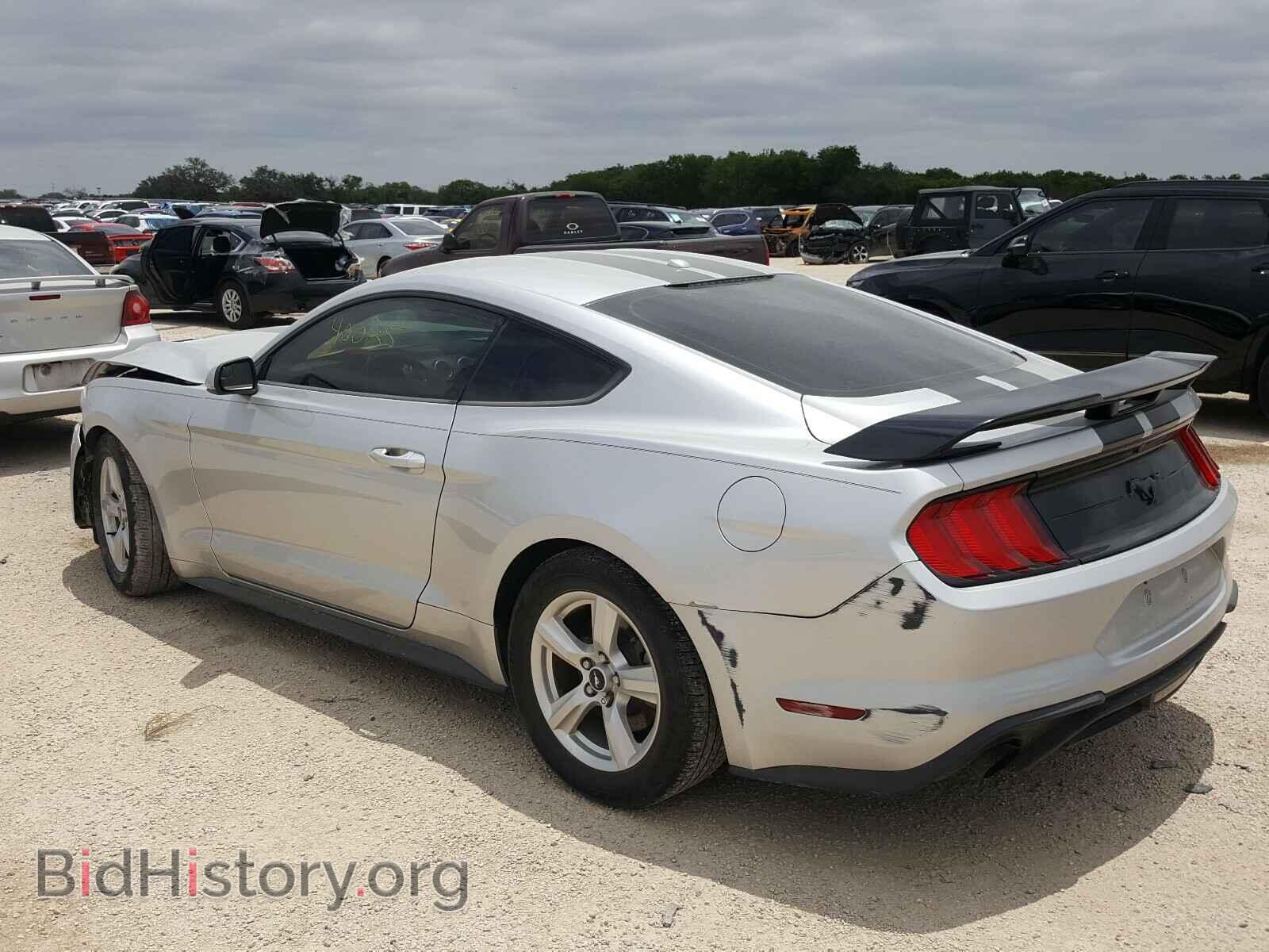 2019 FORD MUSTANG - VIN: 1FA6P8THXK5168469 - Фото 3